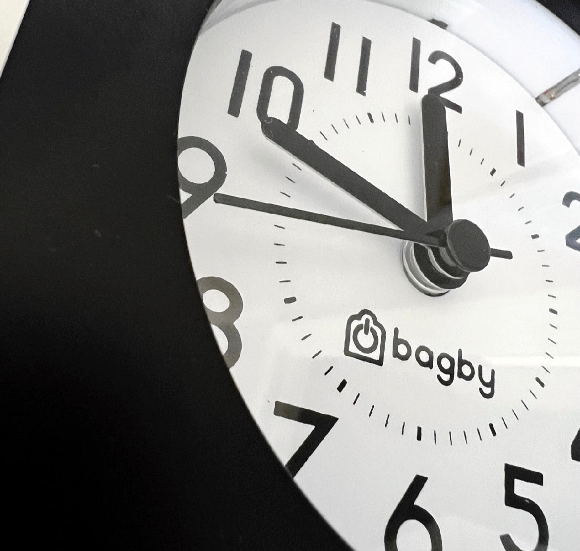 Clocks & Alarms | Stylish Timekeeping